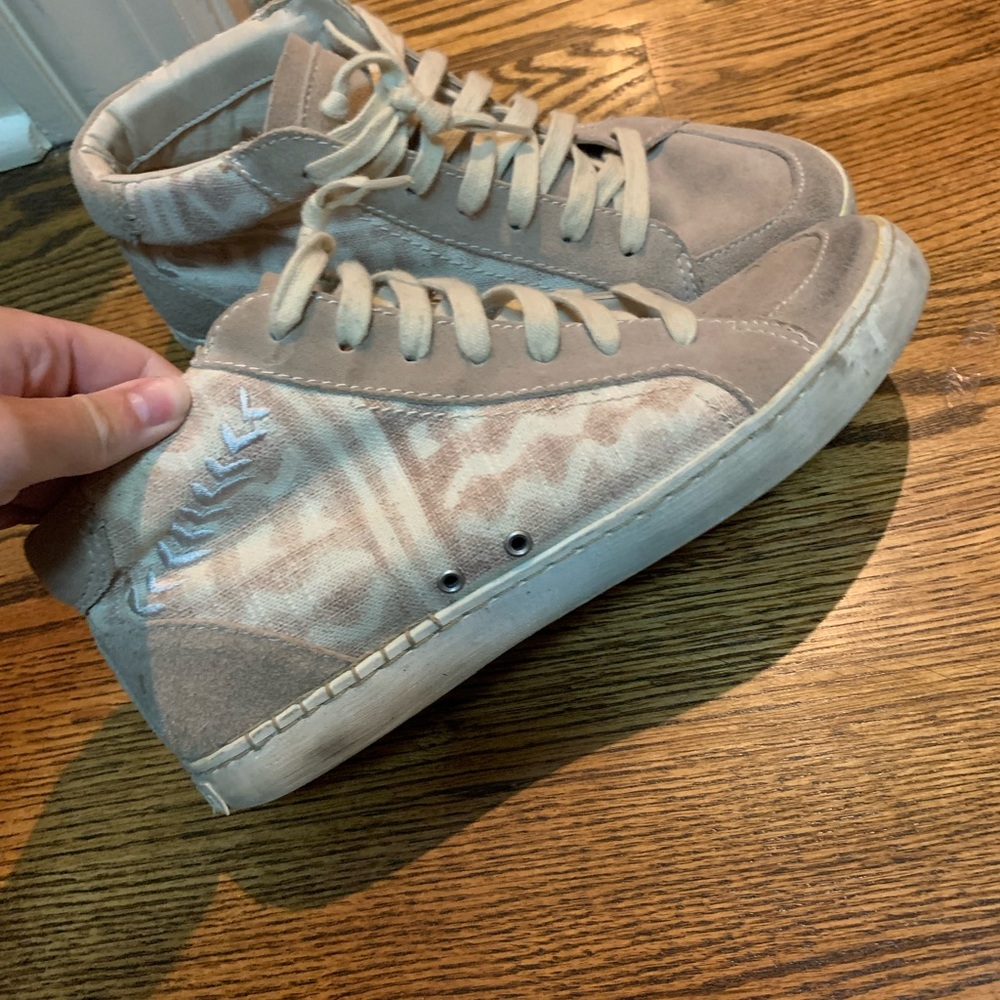 Women’s Dolce Vida fashion sneakers high top